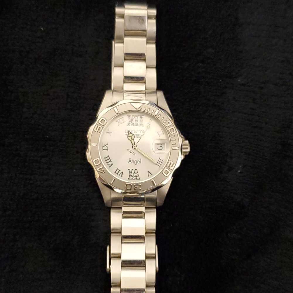 Women's INVICTA watch - Picture 2 of 3